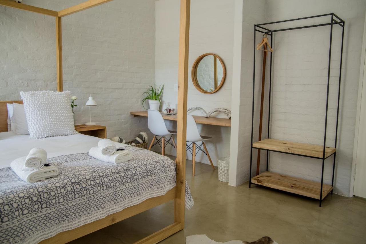 Raw Karoo Guest House Oudtshoorn Exterior foto